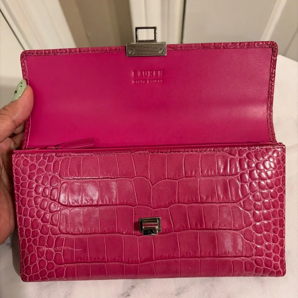 Lauren Ralph Lauren Womens Croc Embossed Leather Wallet Pink OS Turn Lock